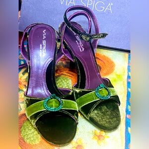 Vintage Via Spiga GREEN - VELVET CROCCO V-Strippy Ankle strap Heels